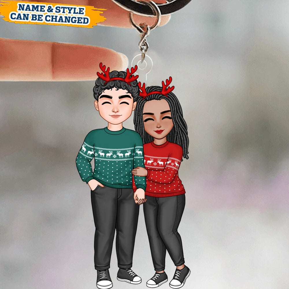 Cute Couple Loves Holding Hand - Personalized Keychain