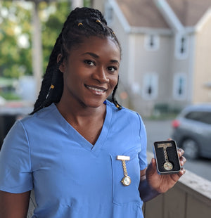 NurseTime- Personalized Brooch Watch